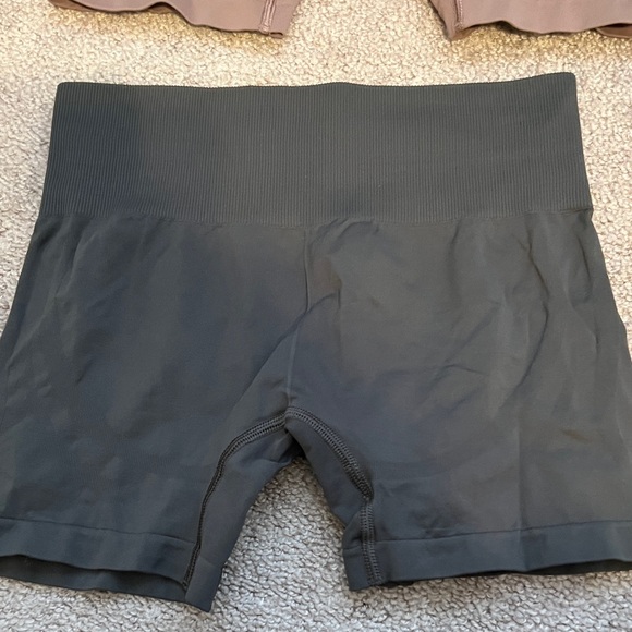 Gymshark Women's Shorts in Black and Brown - Picture 3 of 6